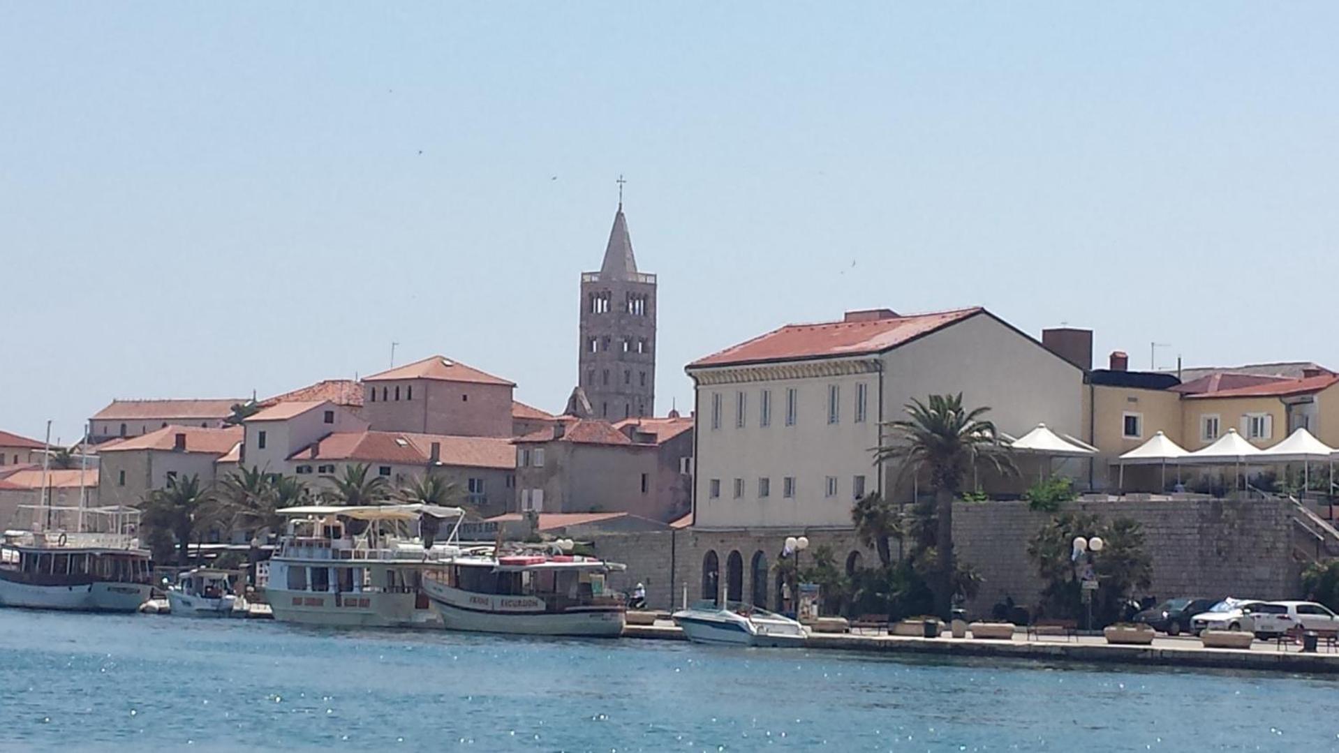 Nina Villa Rab Town Buitenkant foto