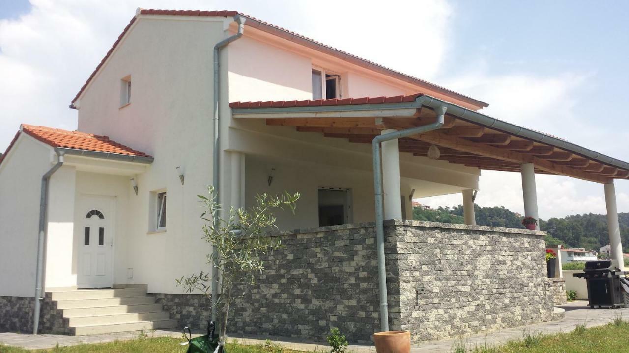 Nina Villa Rab Town Buitenkant foto